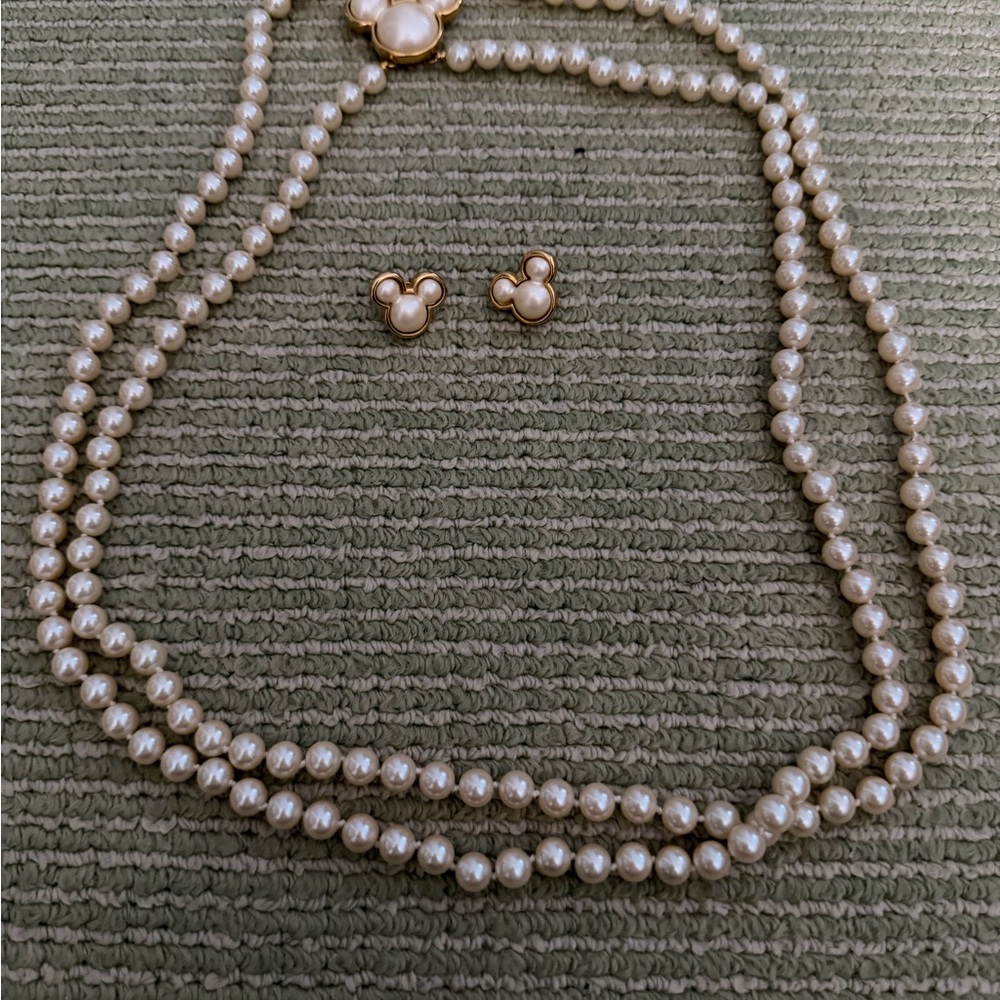Disney Faux Pearl Necklace and Earring Set